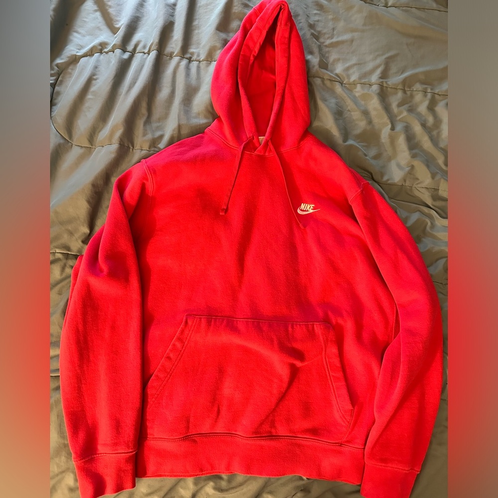 Nike Men’s Hoodie - Pink